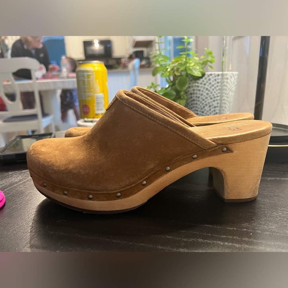 Ugg Studded Miles/Clogs